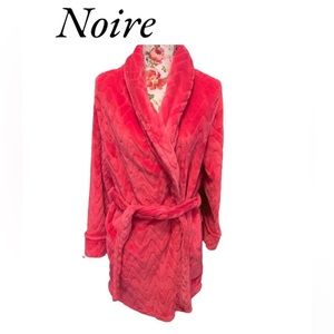Noire Short Robe/Size L/XL